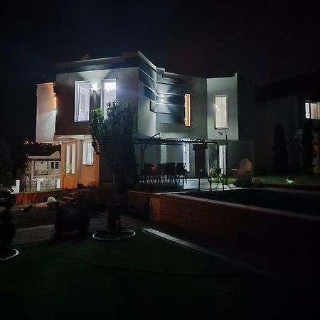 Villa Lea Тузла Екстер'єр фото