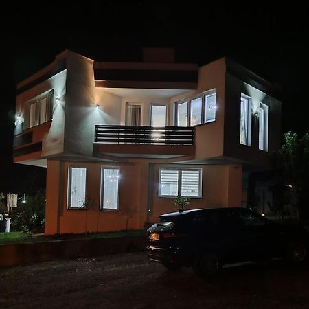 Villa Lea Тузла Екстер'єр фото