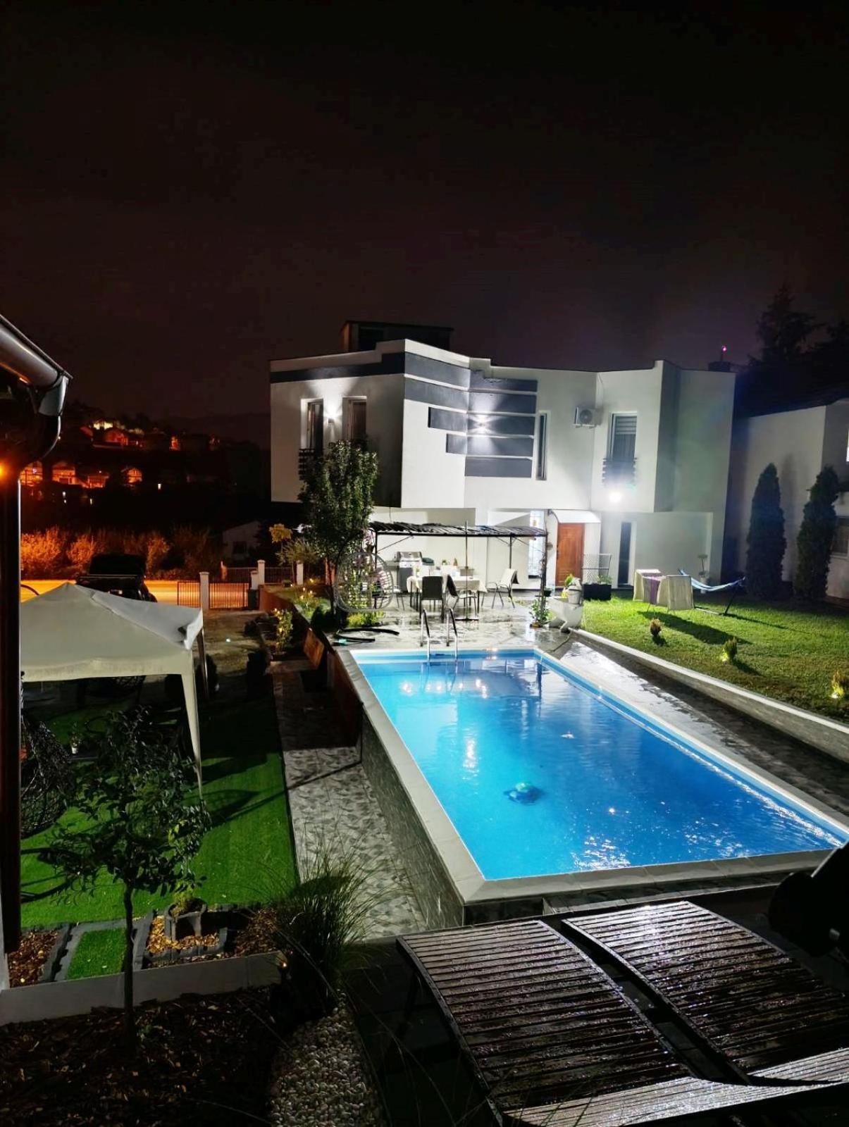 Villa Lea Тузла Екстер'єр фото